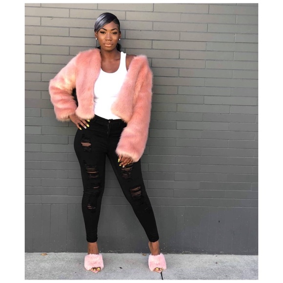 🧸🎀 plush and Cozy Mules 🧸🎀 - Picture 4 of 8